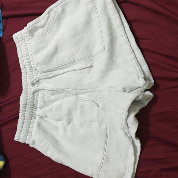 PINK Victoria's Secret White Shorts - Picture 4 of 5